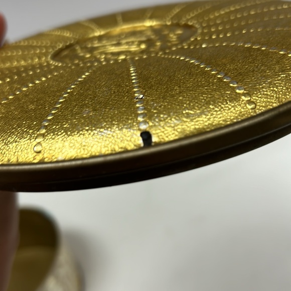 Vintage lidded tin marked  “Guildcraft” NewYork USA - Picture 4 of 11